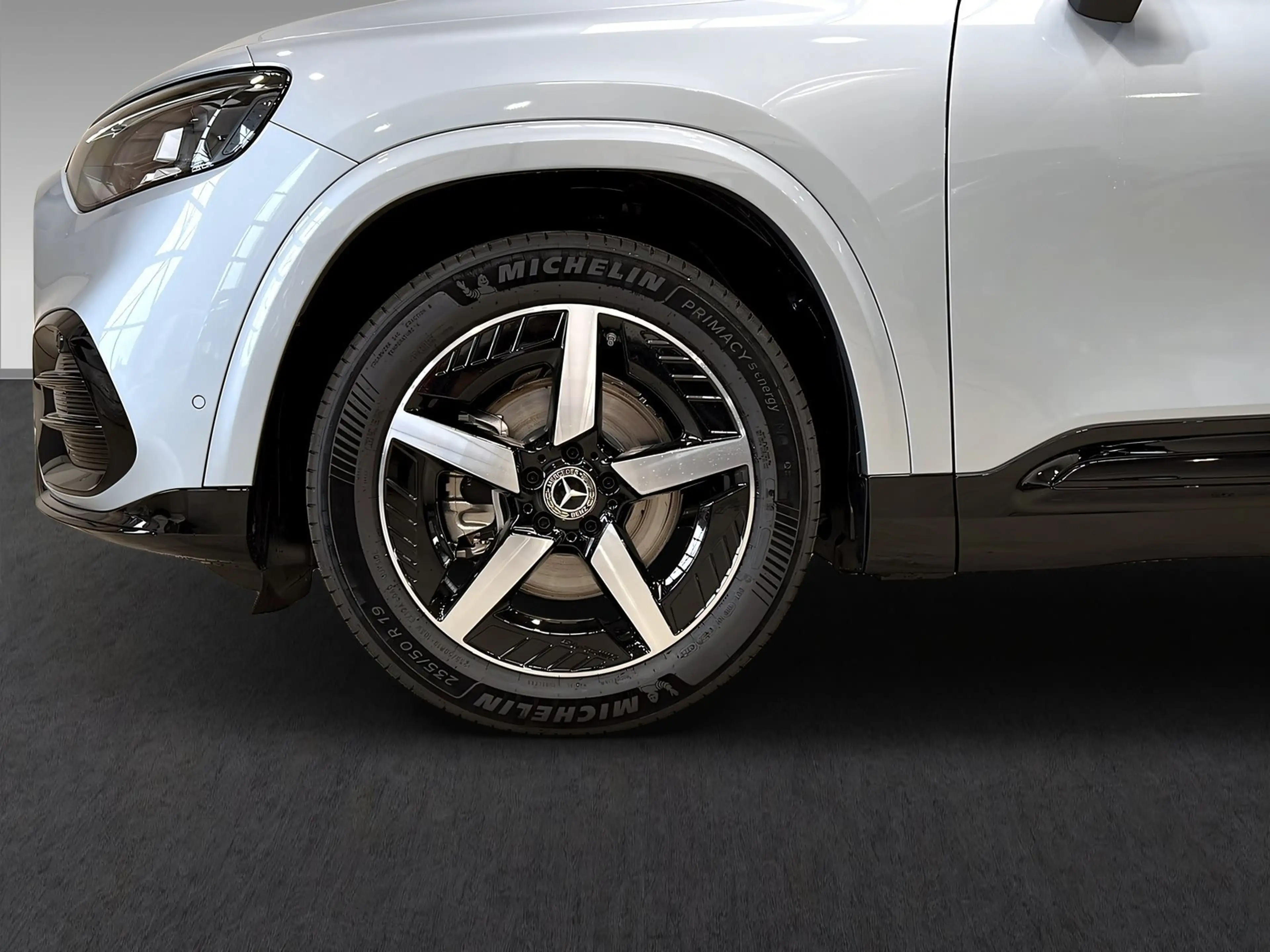 Mercedes-Benz GLB 200 AMG+FACELIFT+LED+DISTR+NIGHT+Pano+AHK — photo 7
