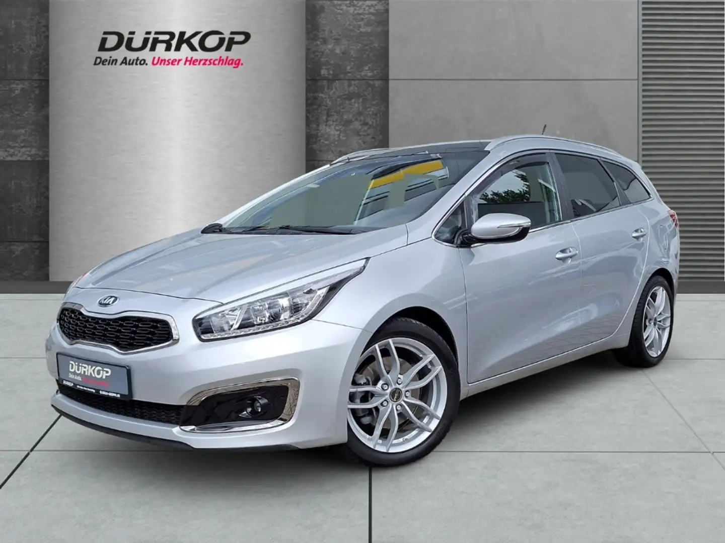 Kia Ceed SW / cee'd SW SPIRIT Automatik Navi Panodach 37.000km Argent - 1