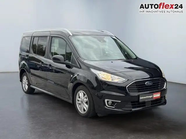 Ford Grand Tourneo 1,5 TDCI AT Titanium ACC Navi PDC AHK Pano 88 k...