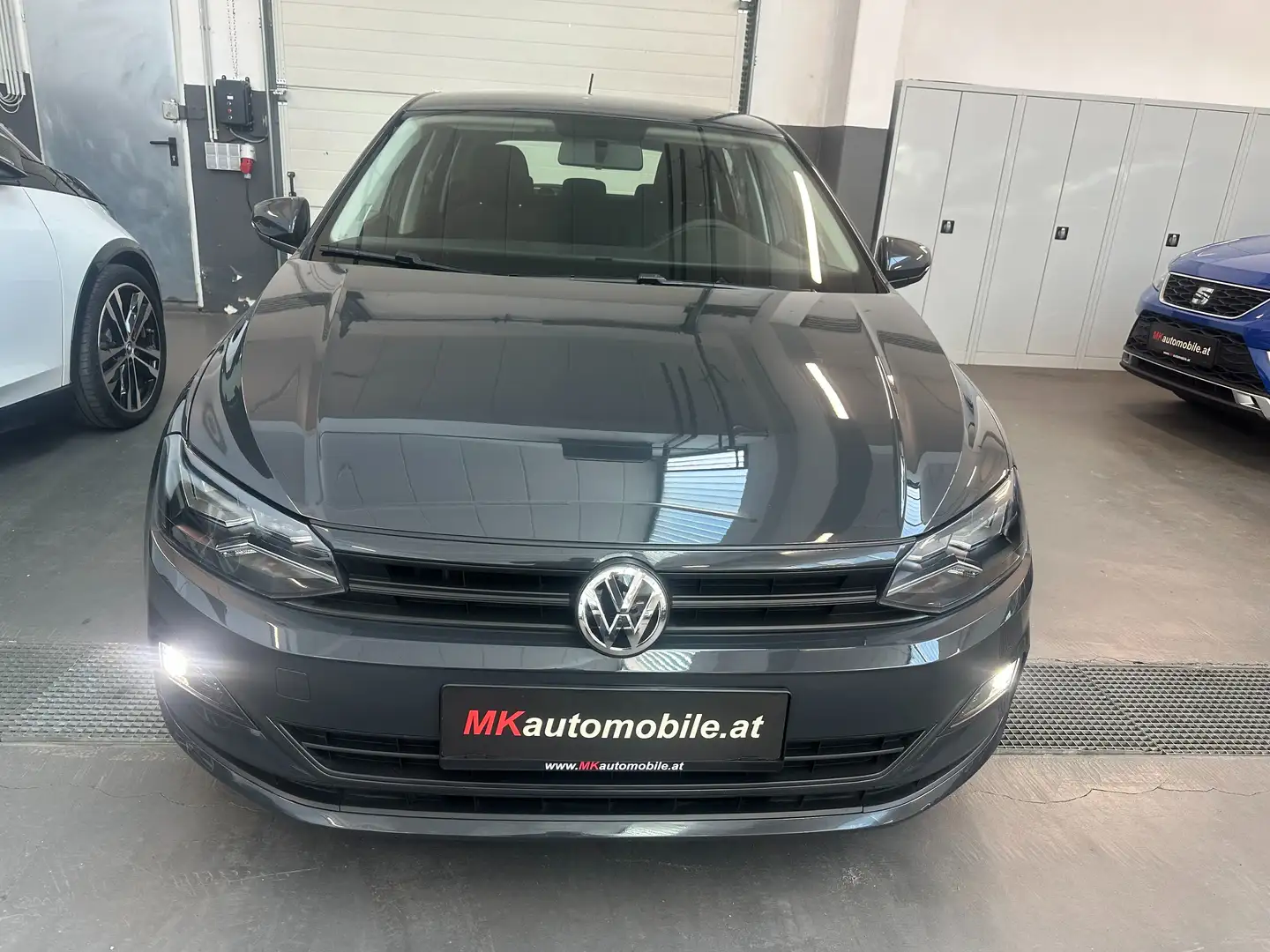 Volkswagen Polo 1,0 TSI Grau - 2
