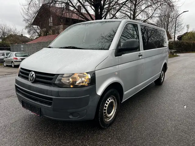 Volkswagen T5 Caravelle Transporter T5 TDI Lang Trendline