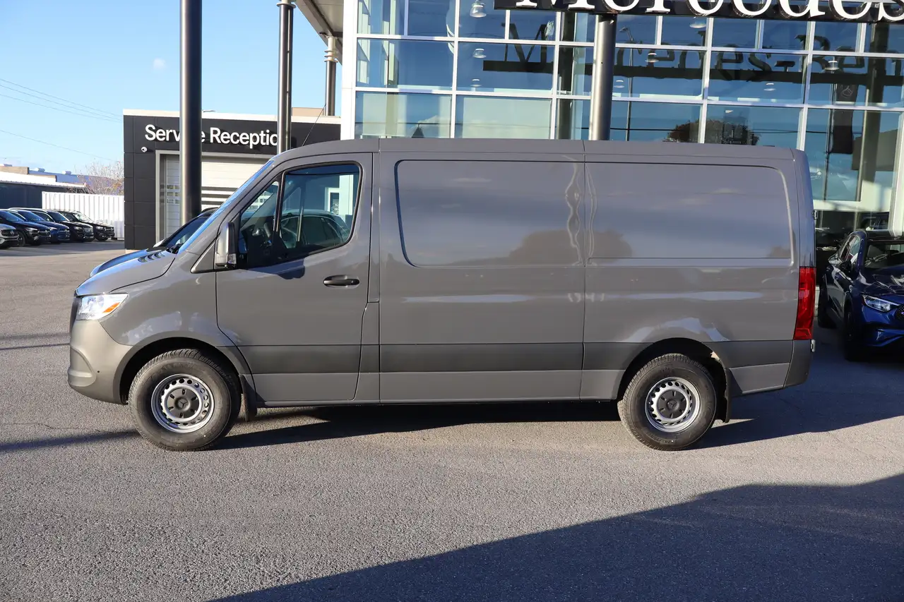 Mercedes-Benz Sprinter снимка Mercedes-Benz Sprinter