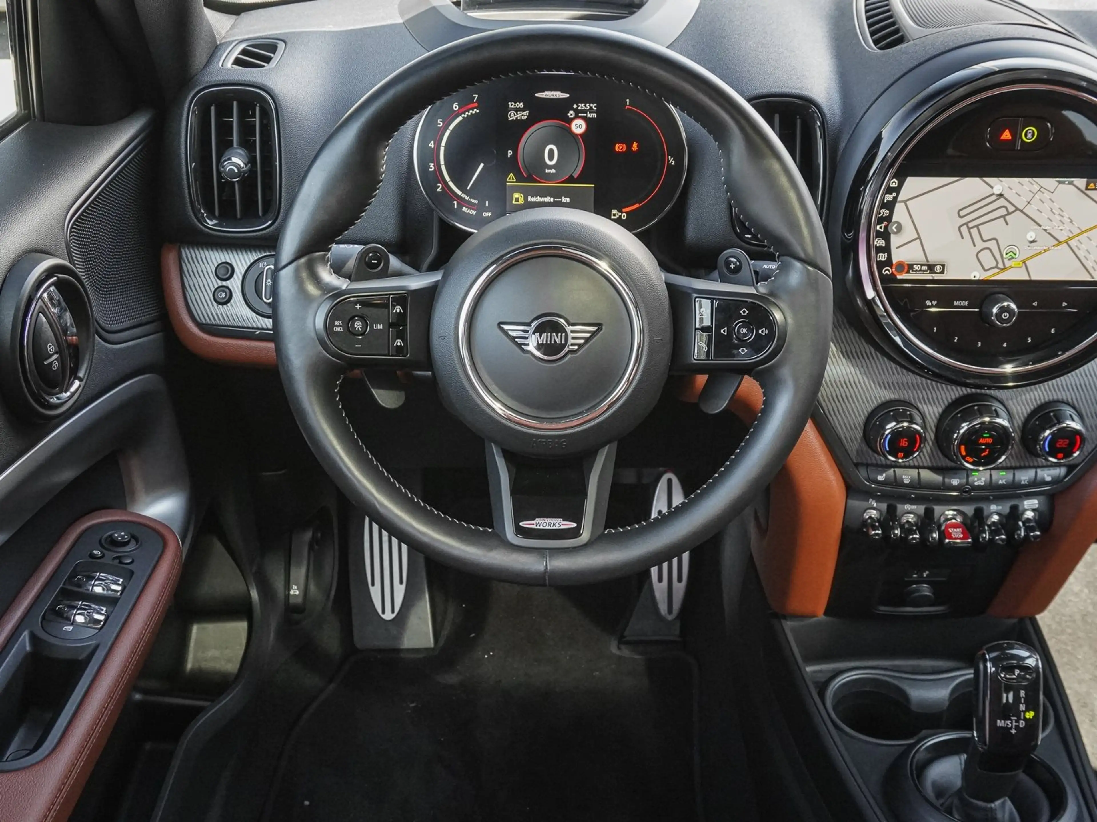 MINI John Cooper Works Countryman John Cooper Works AL HUD PANO ACC RFK NAVI LED — photo 10