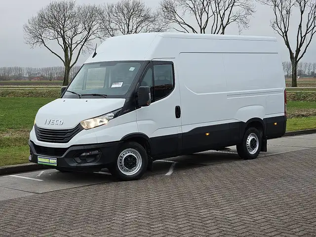 Iveco Daily 35S14V 2.3 352 L2H2 Airco Cruise Control PDC Achte