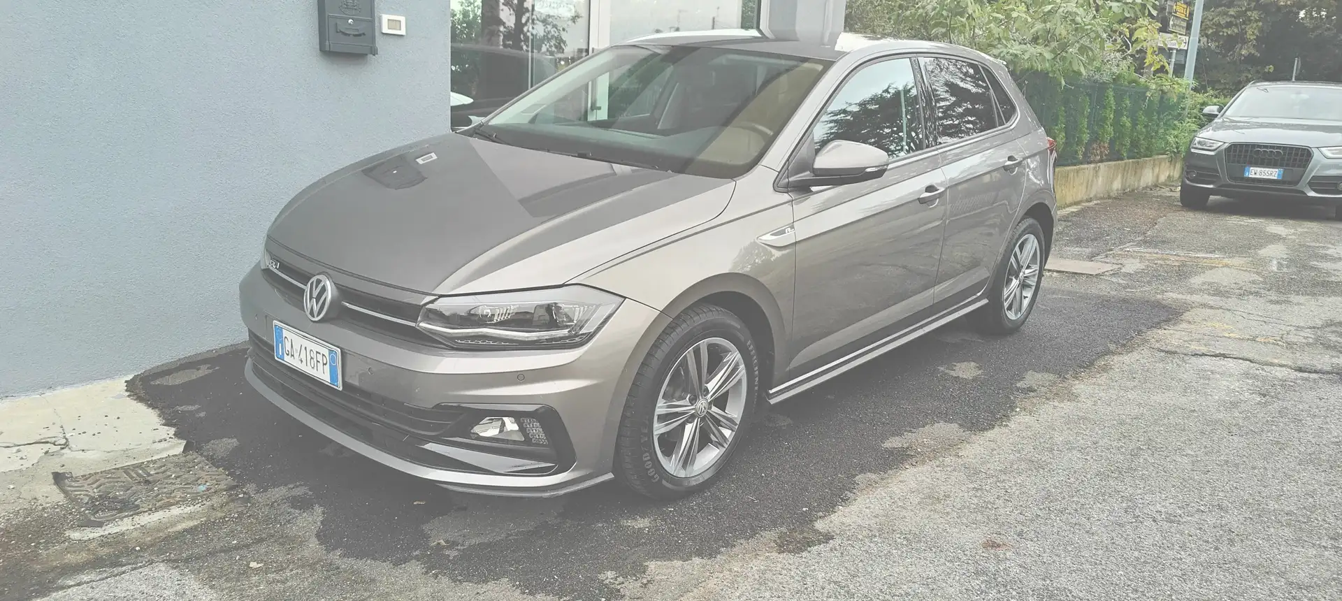 Volkswagen Polo Polo VI 2017 5p 1.0 tgi Sport 90cv Grigio - 2