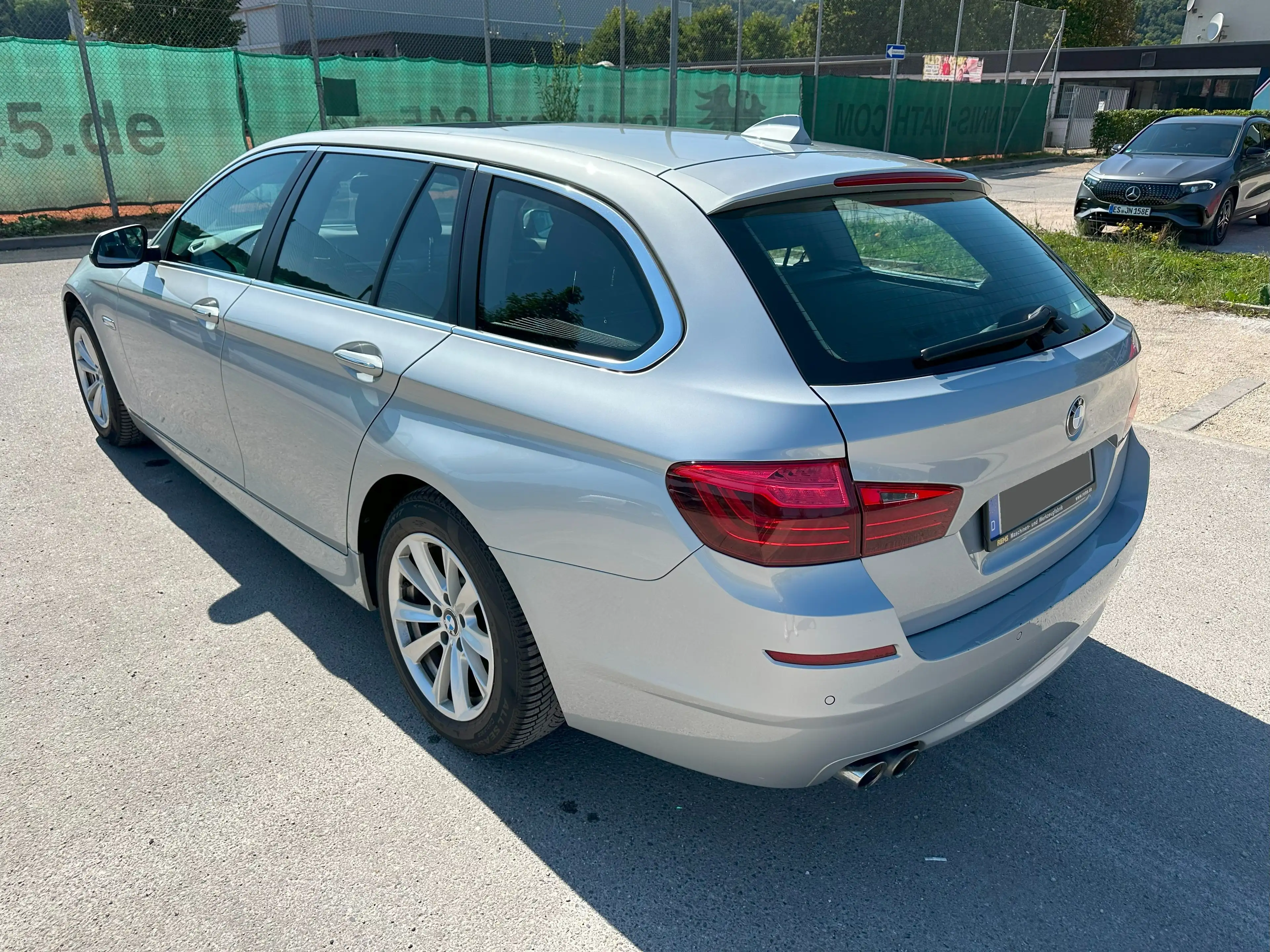 BMW 525 525d xDrive Head-Up Abstandtempom. Pano. — photo 3