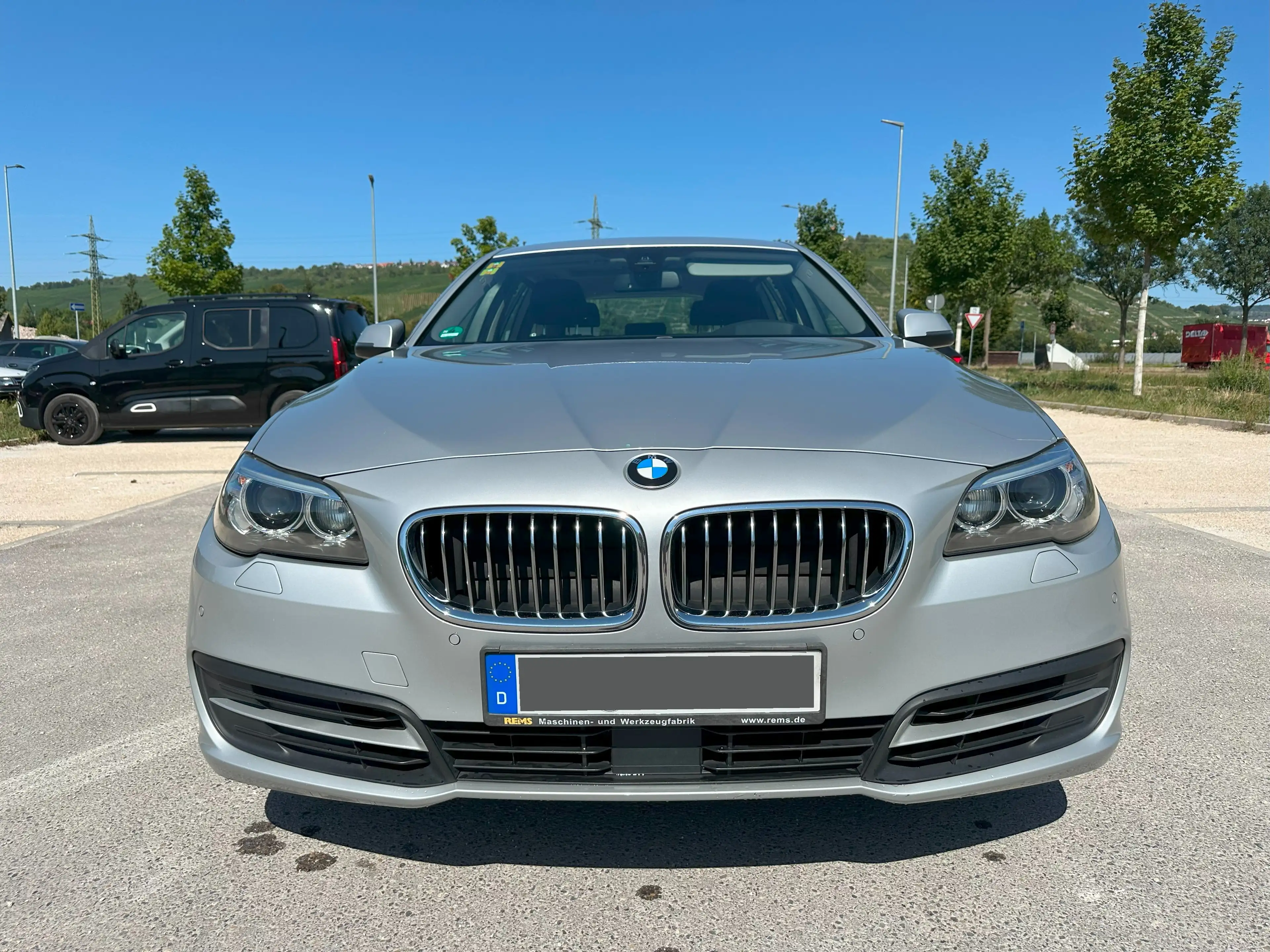 BMW 525 525d xDrive Head-Up Abstandtempom. Pano. — photo 8
