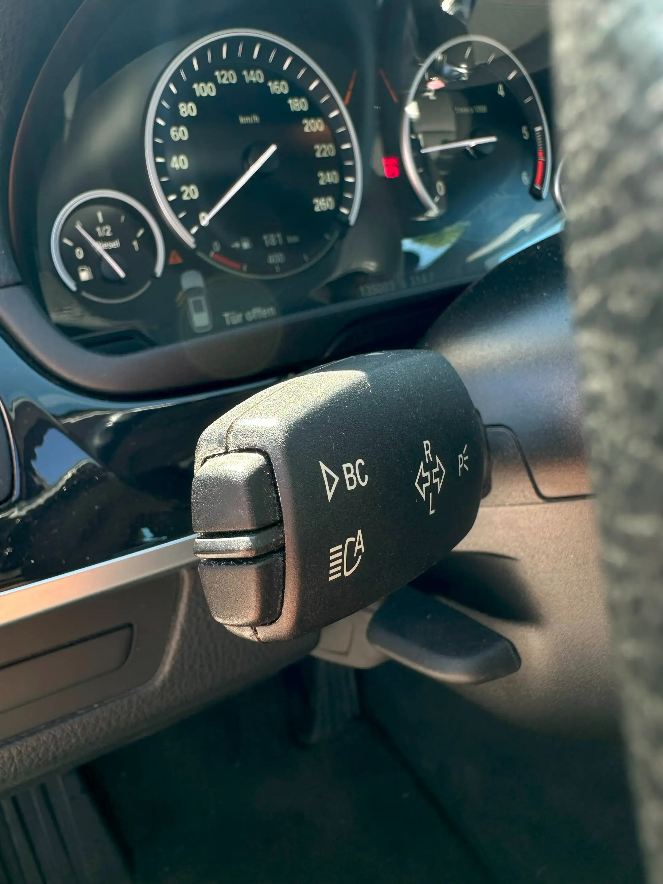 BMW 525 525d xDrive Head-Up Abstandtempom. Pano. — photo 13