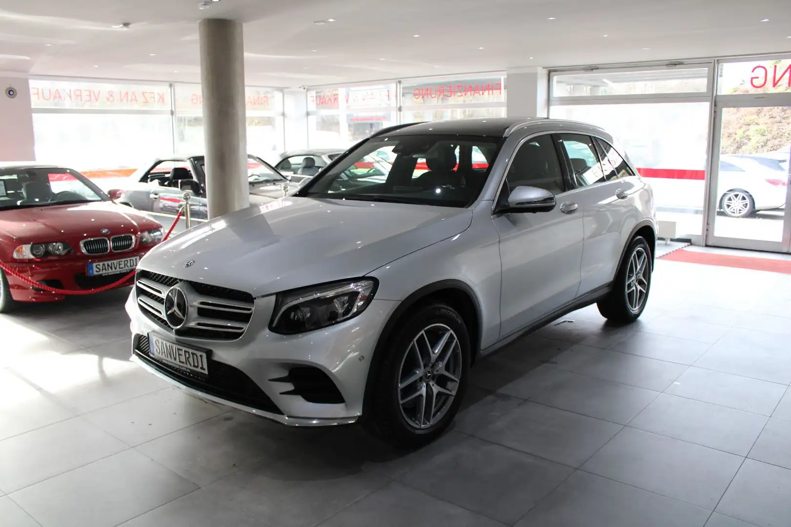Mercedes-Benz GLC 220 d 4MATIC AMG-SPORTPAKET PANORAMA *I.HAND Silber - 1