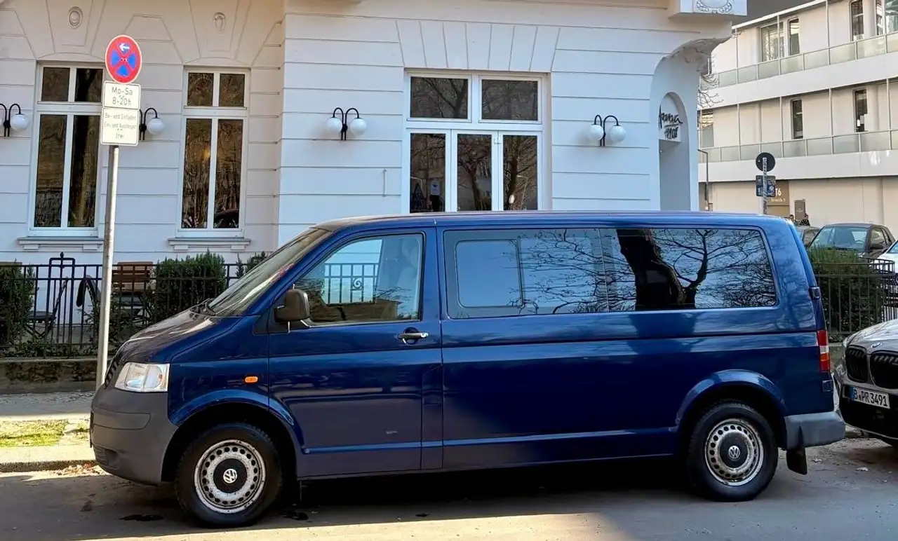 Volkswagen T5 Shuttle
