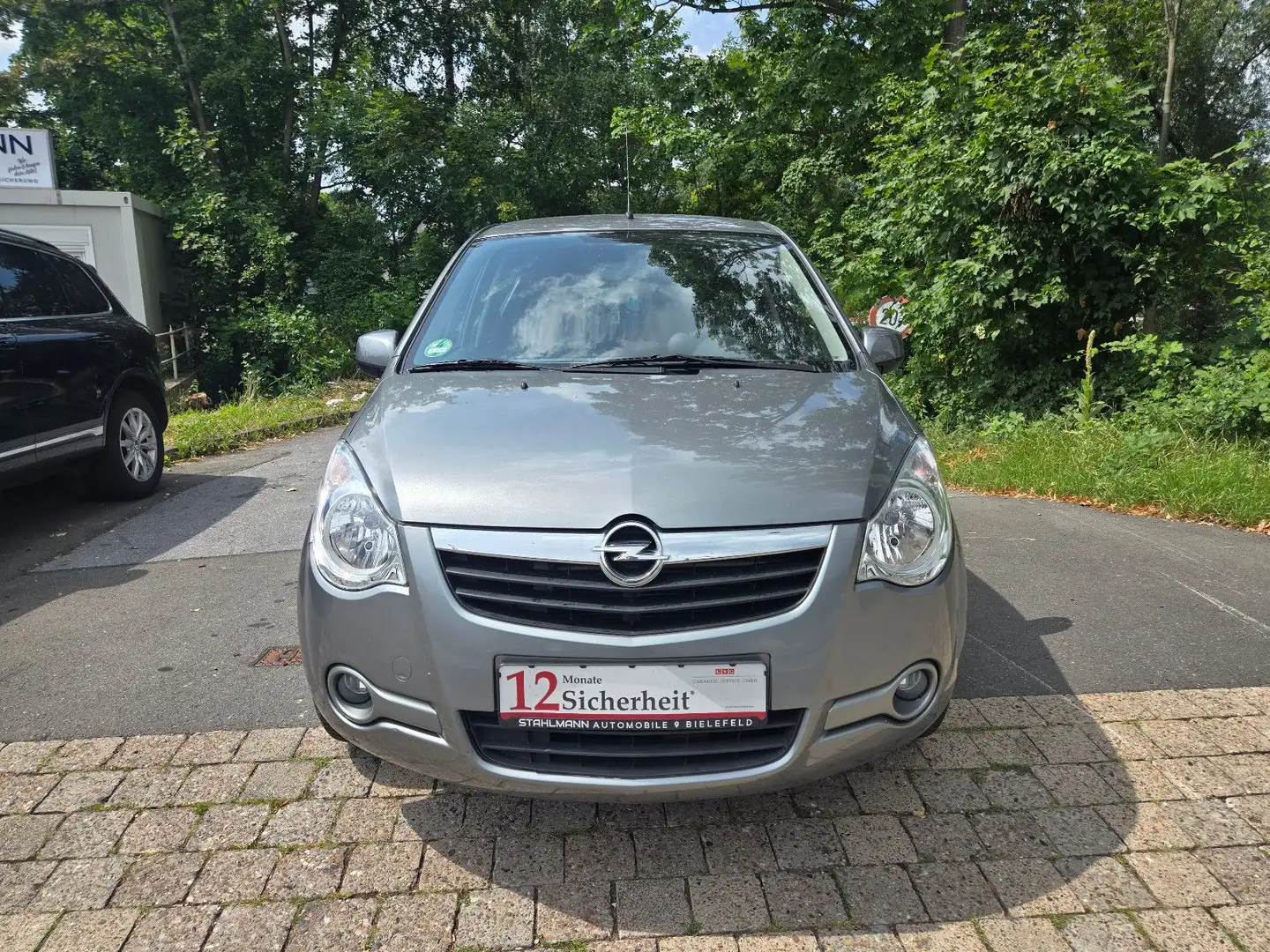 Opel Agila B Edition Sitzheizung Klima WENIG KM Grau - 2