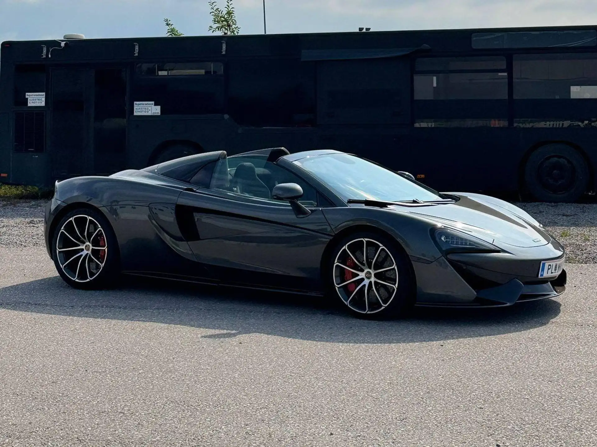 맥라렌 570S 570 Sport Spider 2018 블랙 사진 6