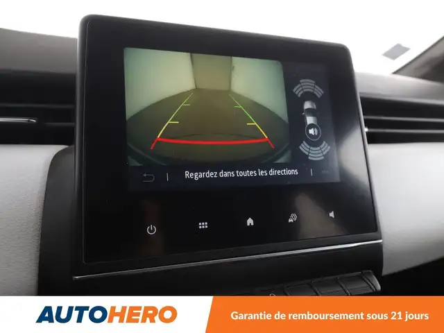 Renault Clio view 22