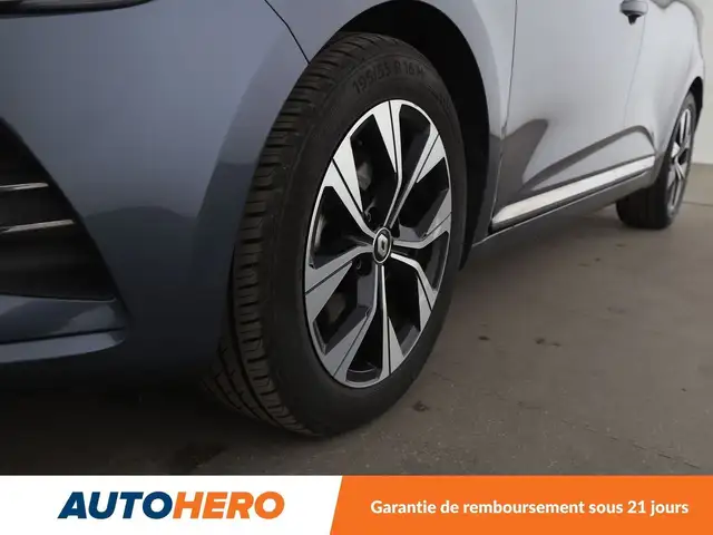 Renault Clio view 26