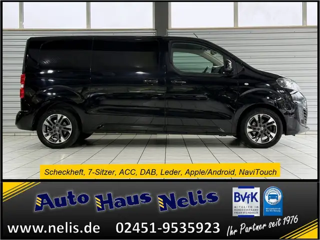 Opel Zafira view 3