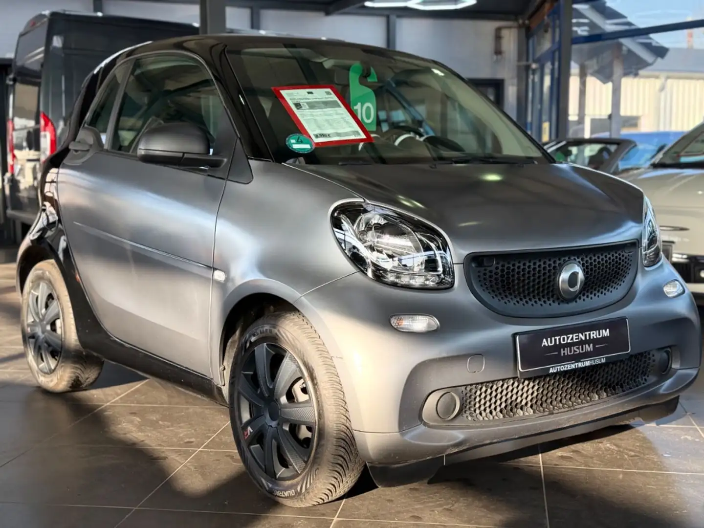 smart forTwo fortwo coupe Basis 45kW*HU/AU NEU* Schwarz - 1