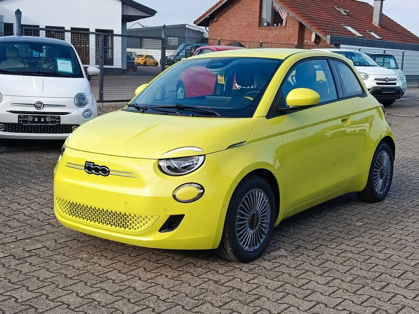 Fiat 500e Icon #42kWh #KomfortPaket Gelb - 1