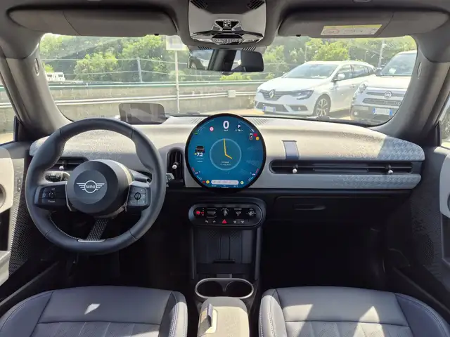 Mini Cooper Cooper view 8