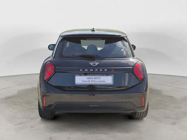 Mini Cooper Cooper view 3