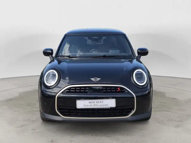 Mini Cooper Cooper view 2