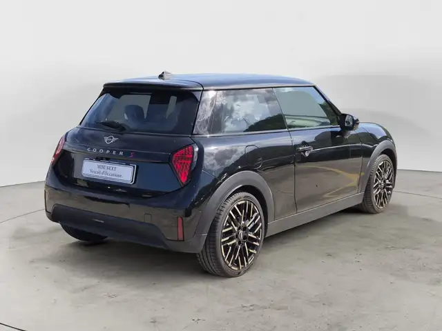 Mini Cooper Cooper view 4