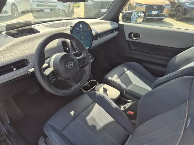 Mini Cooper Cooper view 6