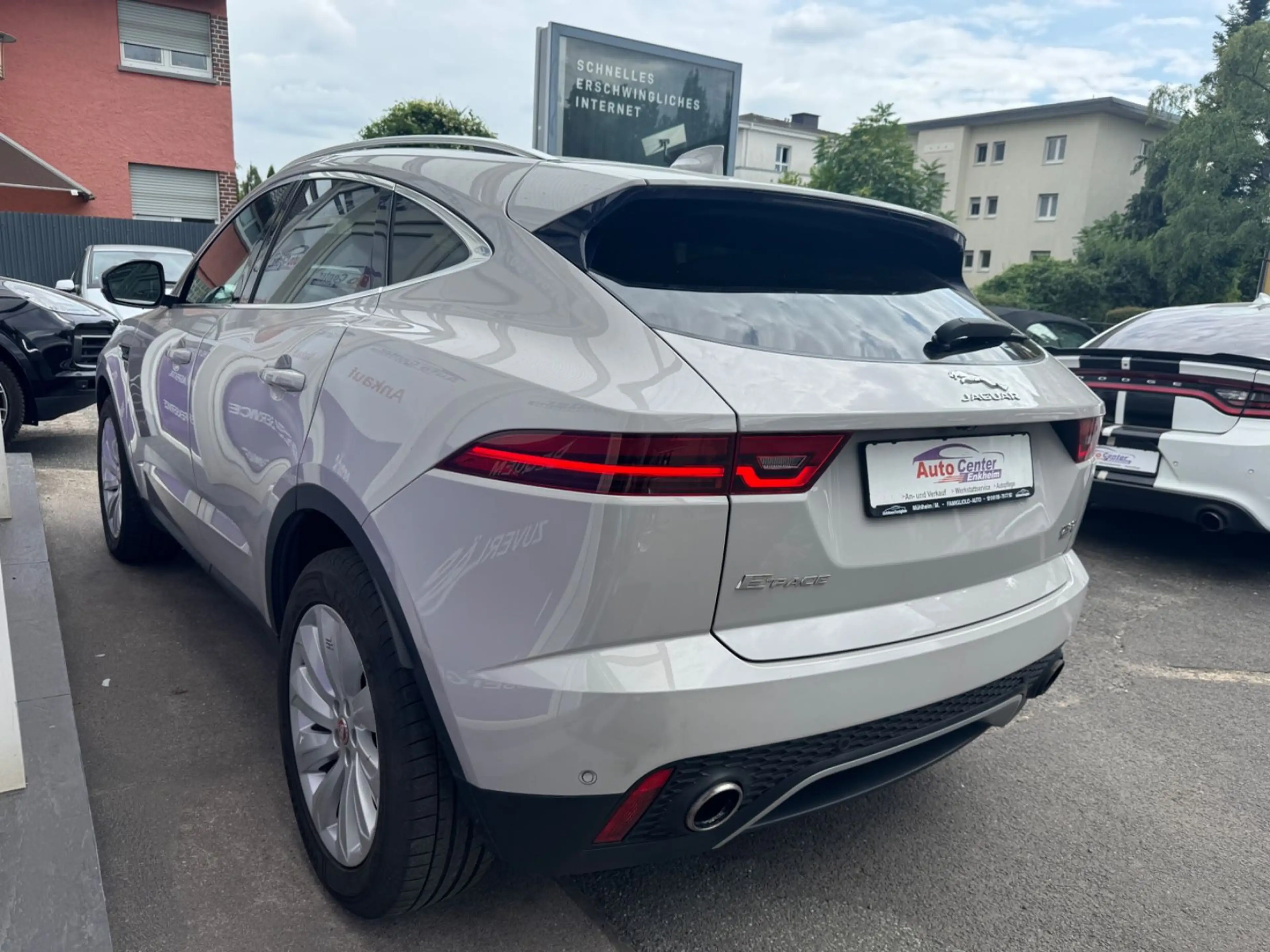 Jaguar E-Pace S #Aut.#*HeadUp*Navi*Leder*LED*Panorama* — photo 7