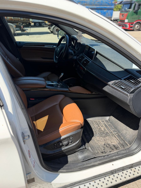 BMW X6 35d X-DRIVE — photo 10