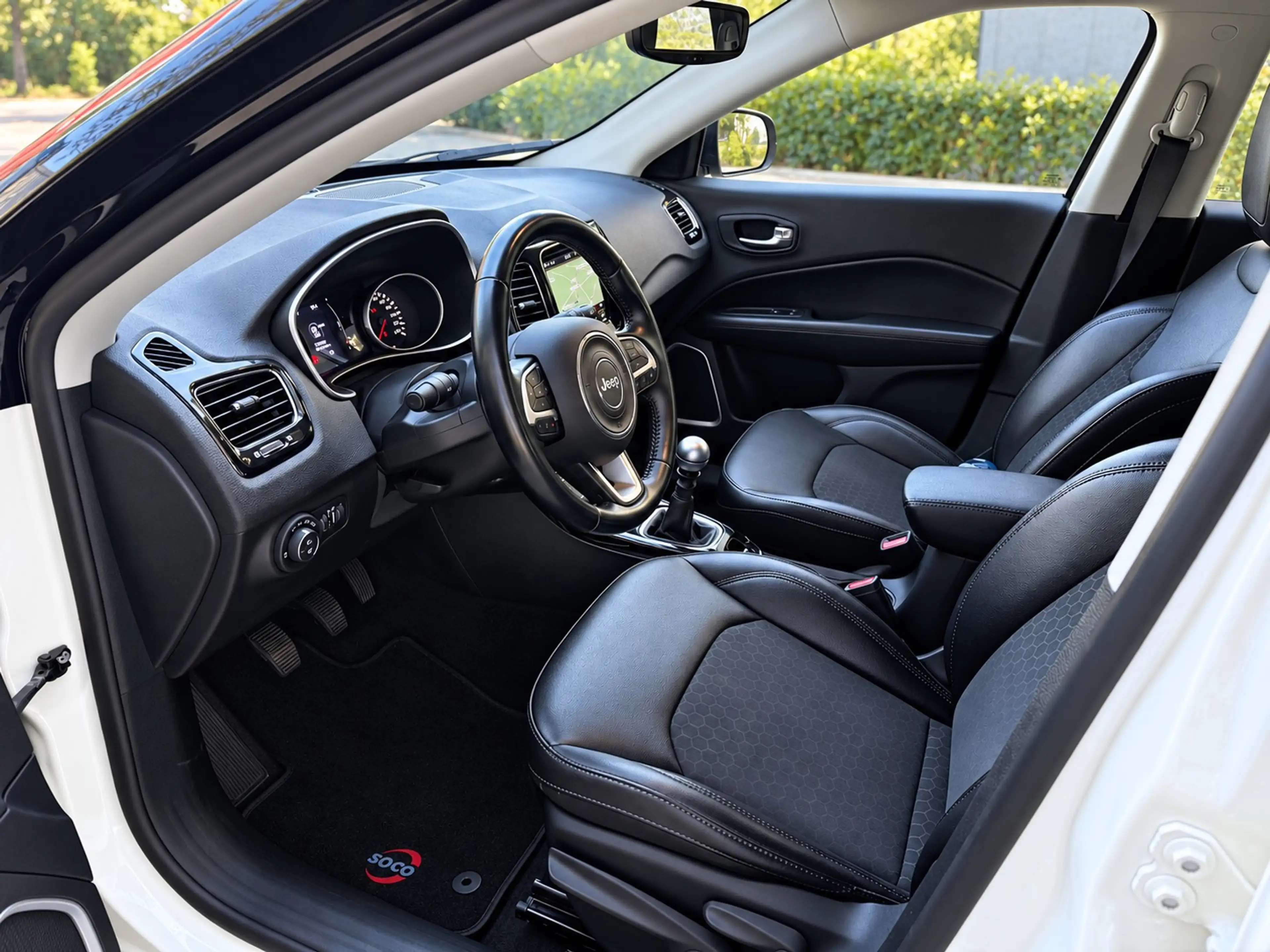 Jeep Compass Compass 1.6 MJD 4x2 Blackstar — photo 9