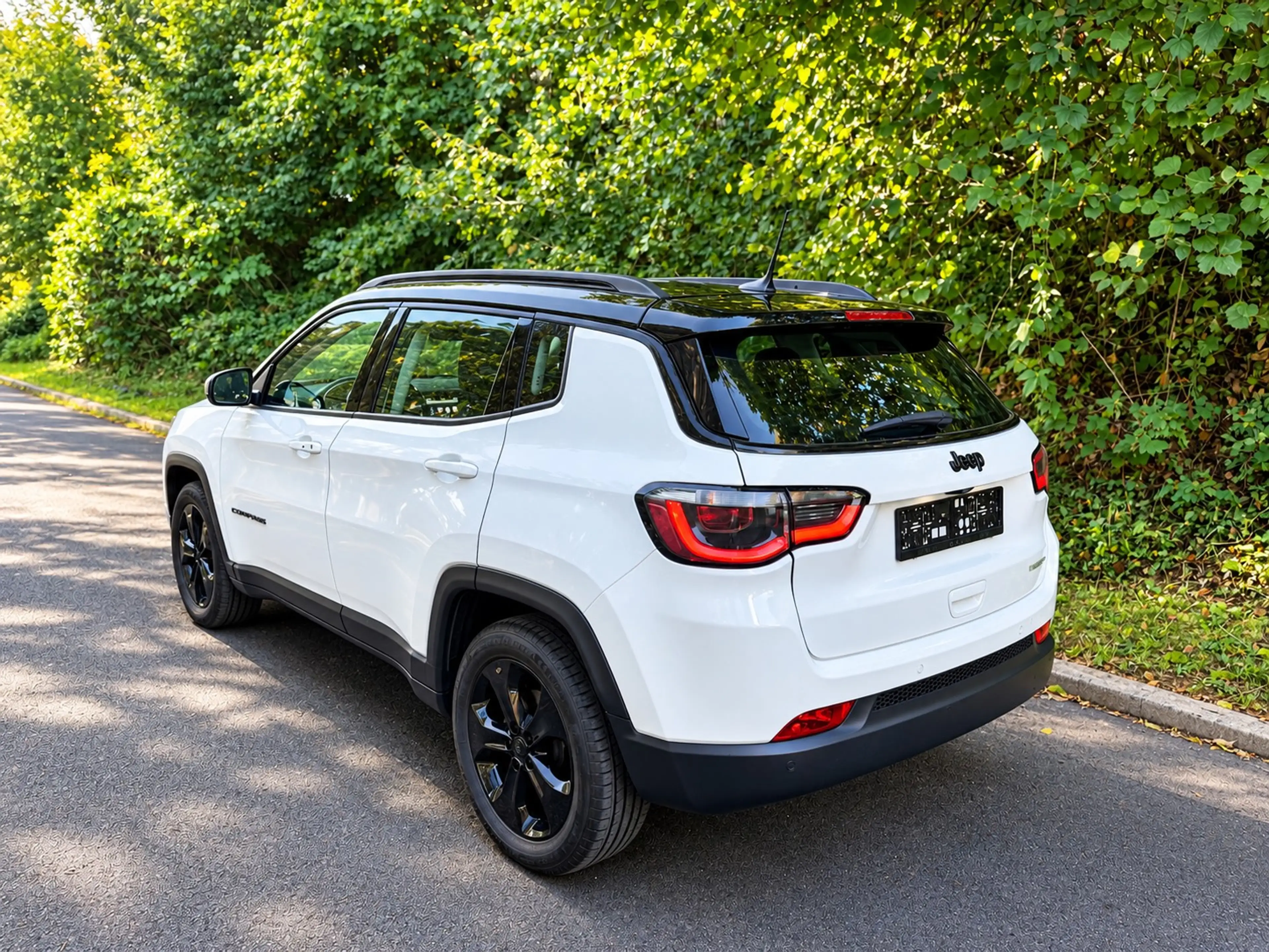 Jeep Compass Compass 1.6 MJD 4x2 Blackstar — photo 3