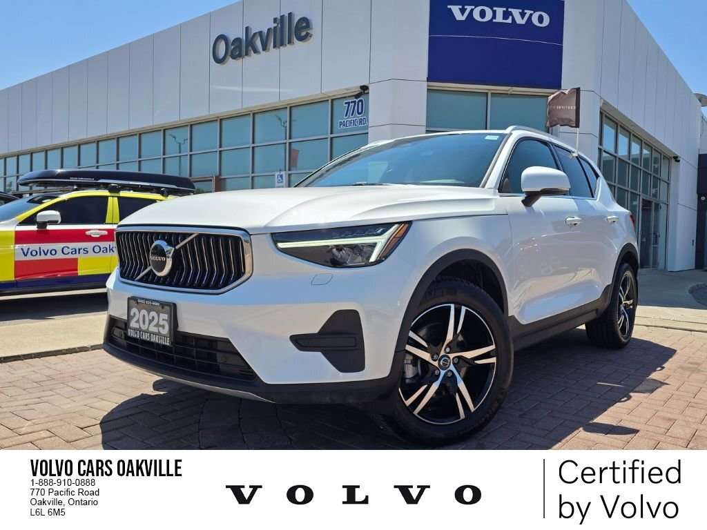 2025 Volvo XC40 UP TO *5YR/UNLIMITED KM WARRANTY...