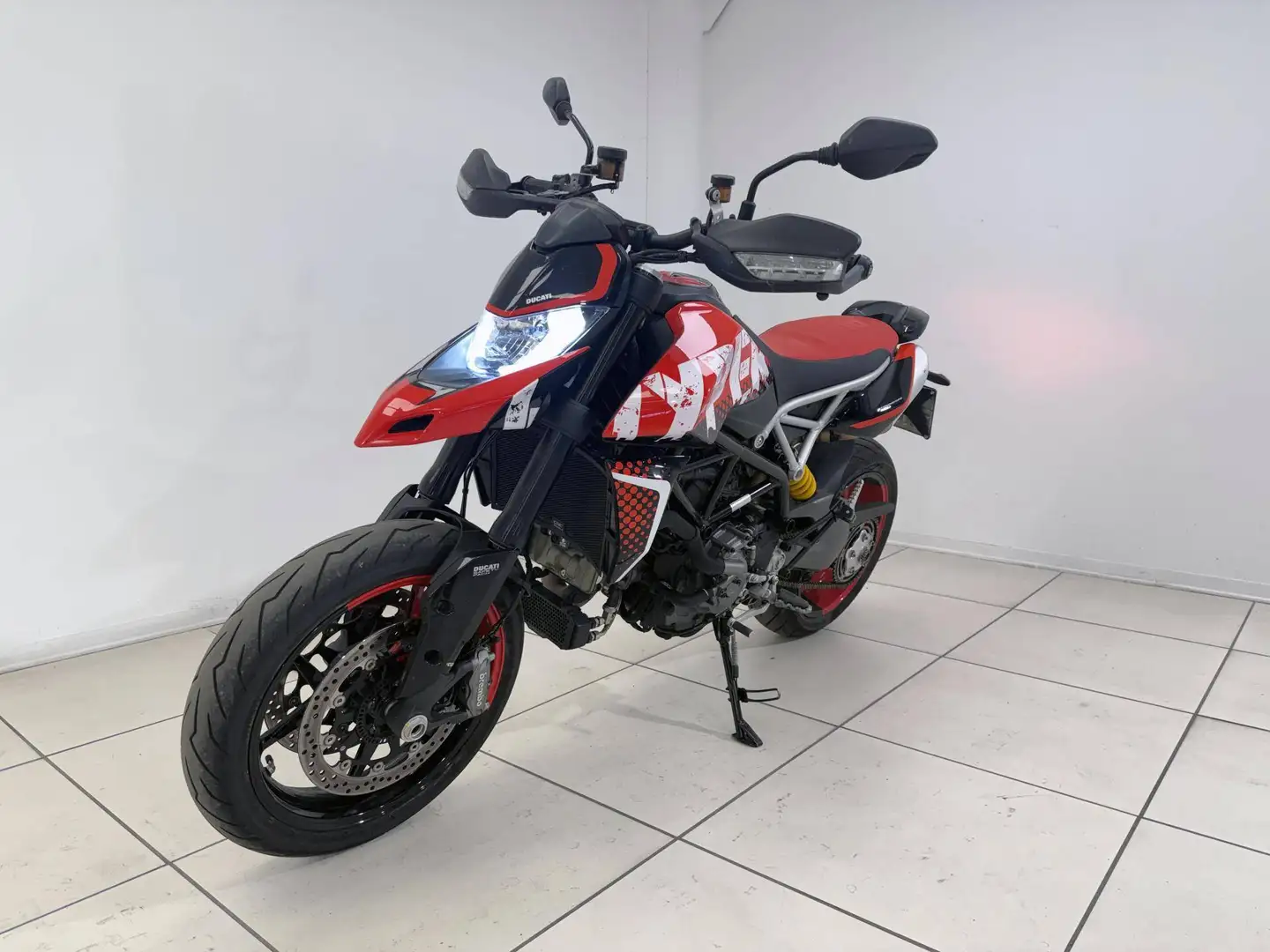 Ducati Hypermotard 950 RVE 64kW Rojo - 2