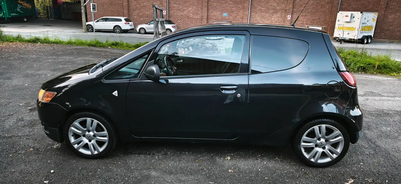 Mitsubishi Colt