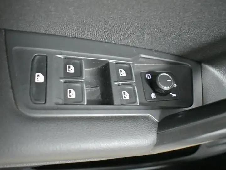 Volkswagen Tiguan Allspace 2021, foto 11
