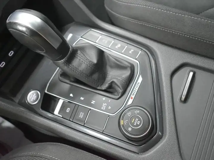 Volkswagen Tiguan Allspace 2021, foto 18