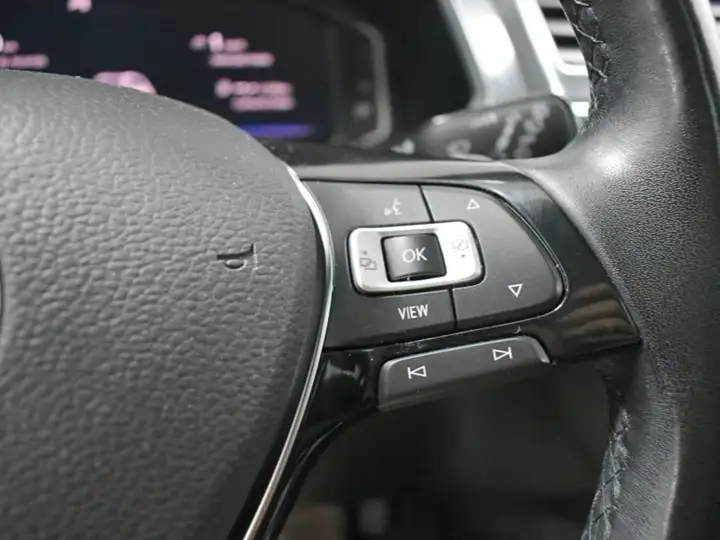 Volkswagen Tiguan Allspace 2021, foto 15