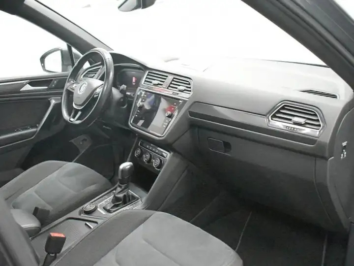 Volkswagen Tiguan Allspace 2021, foto 42