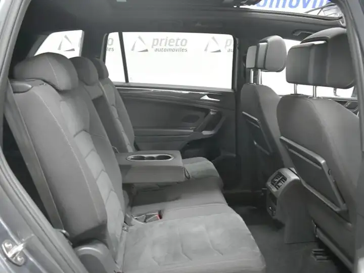 Volkswagen Tiguan Allspace 2021, foto 41