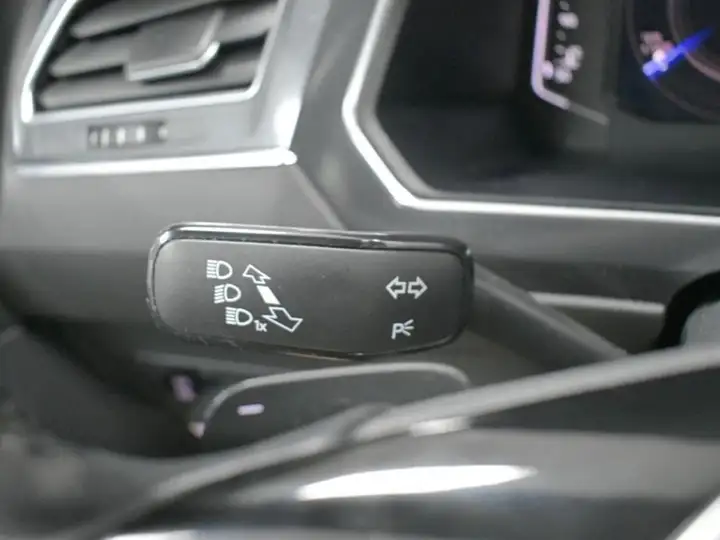 Volkswagen Tiguan Allspace 2021, foto 12