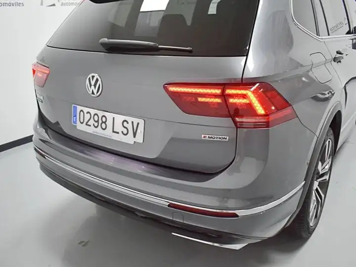 Volkswagen Tiguan Allspace 2021, foto 38