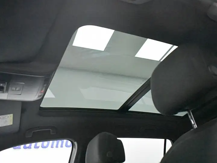 Volkswagen Tiguan Allspace 2021, foto 10