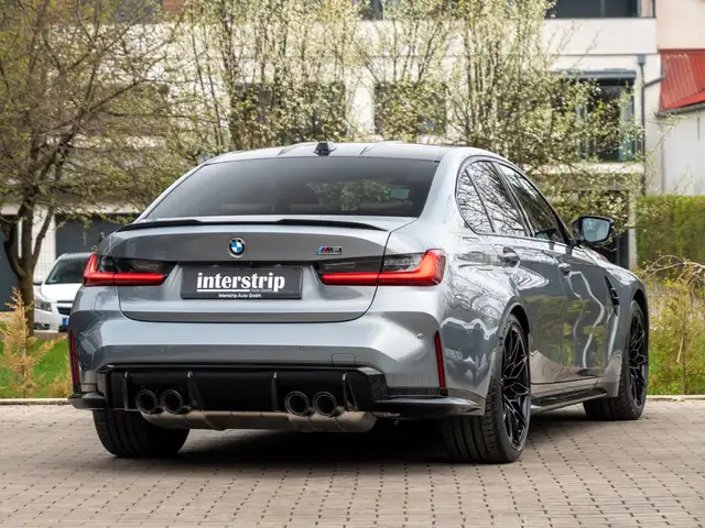 BMW M3 view 6