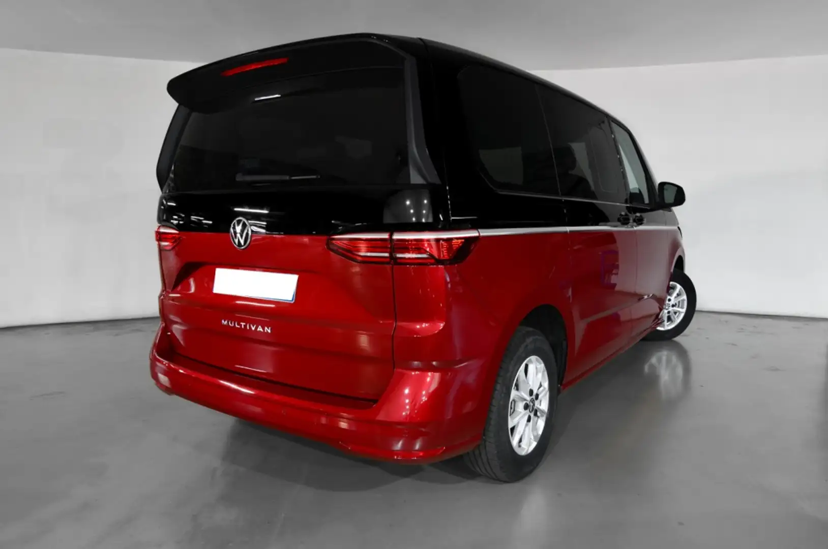 Volkswagen T7 Multivan 2.0TDI Batalla Corta Life DSG 110kW Violet - 2