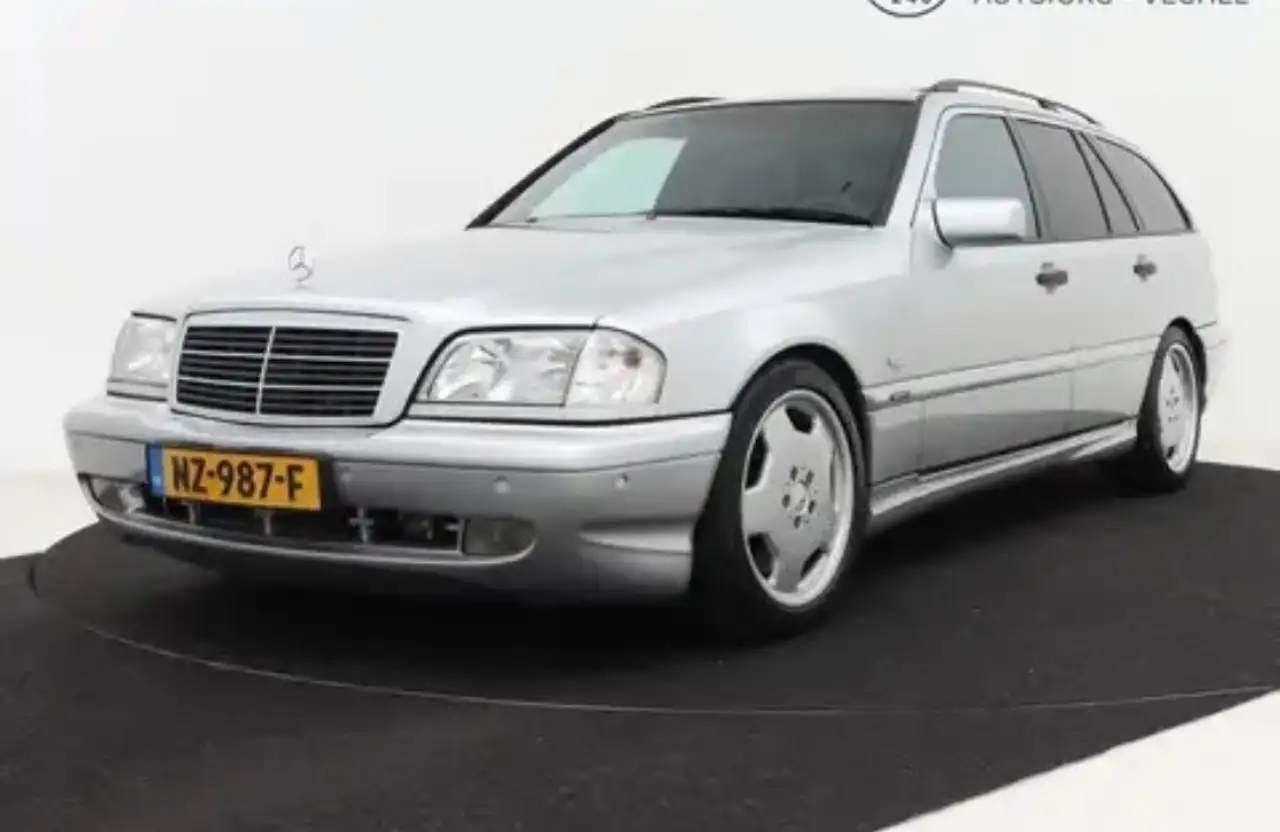 Mercedes-Benz C 43 AMG, foto 1