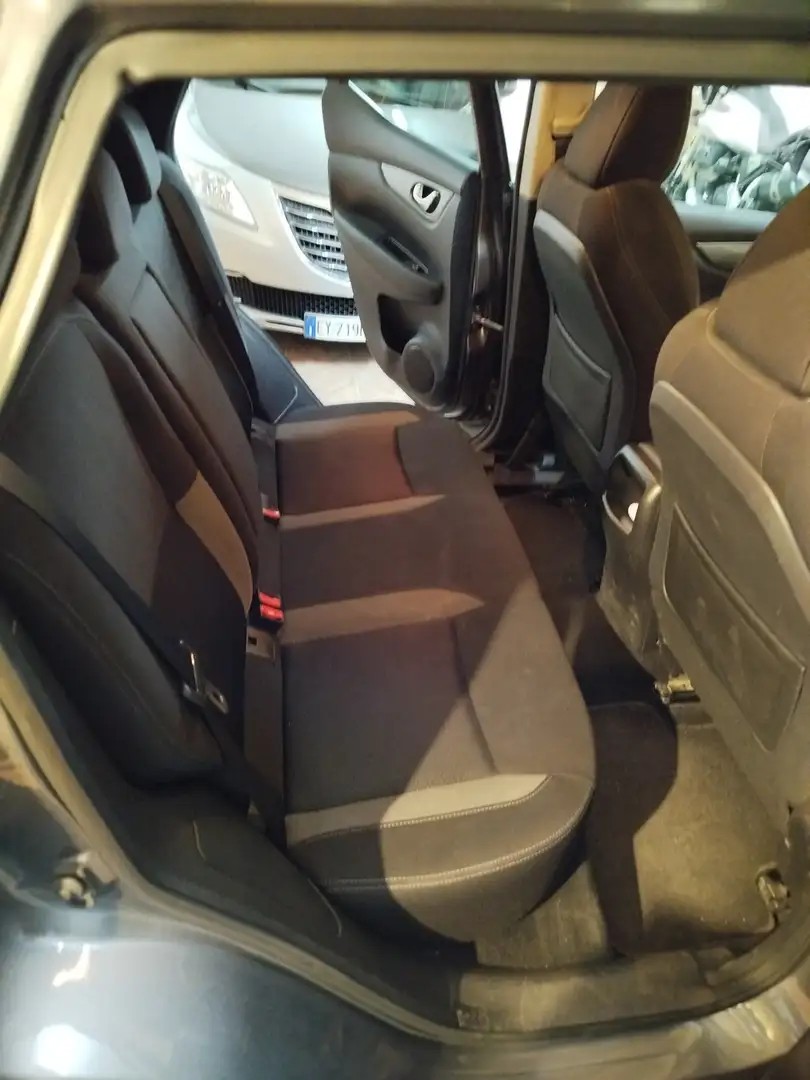 Nissan Qashqai Qashqai 1.5 dci N-Connecta 115cv Grigio - 2