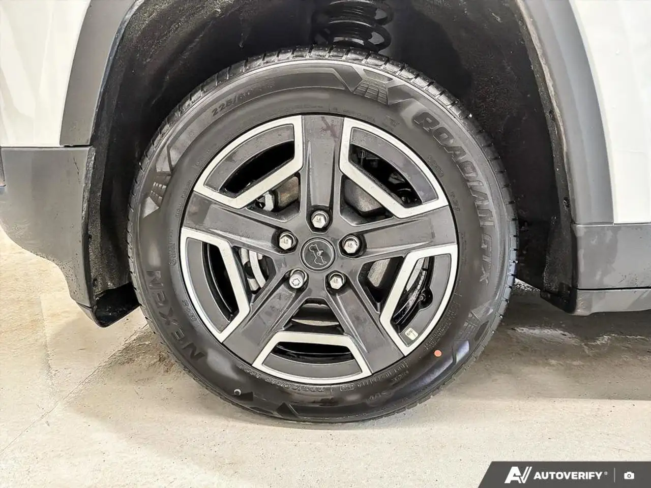 Jeep Cherokee снимка Jeep Cherokee