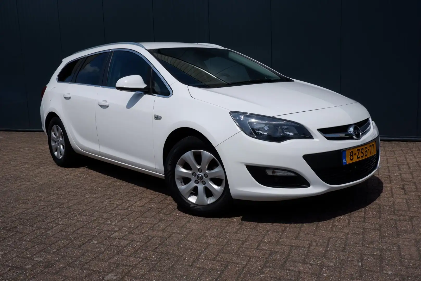 Opel Astra Sports Tourer 1.4 Blitz Blanc - 2