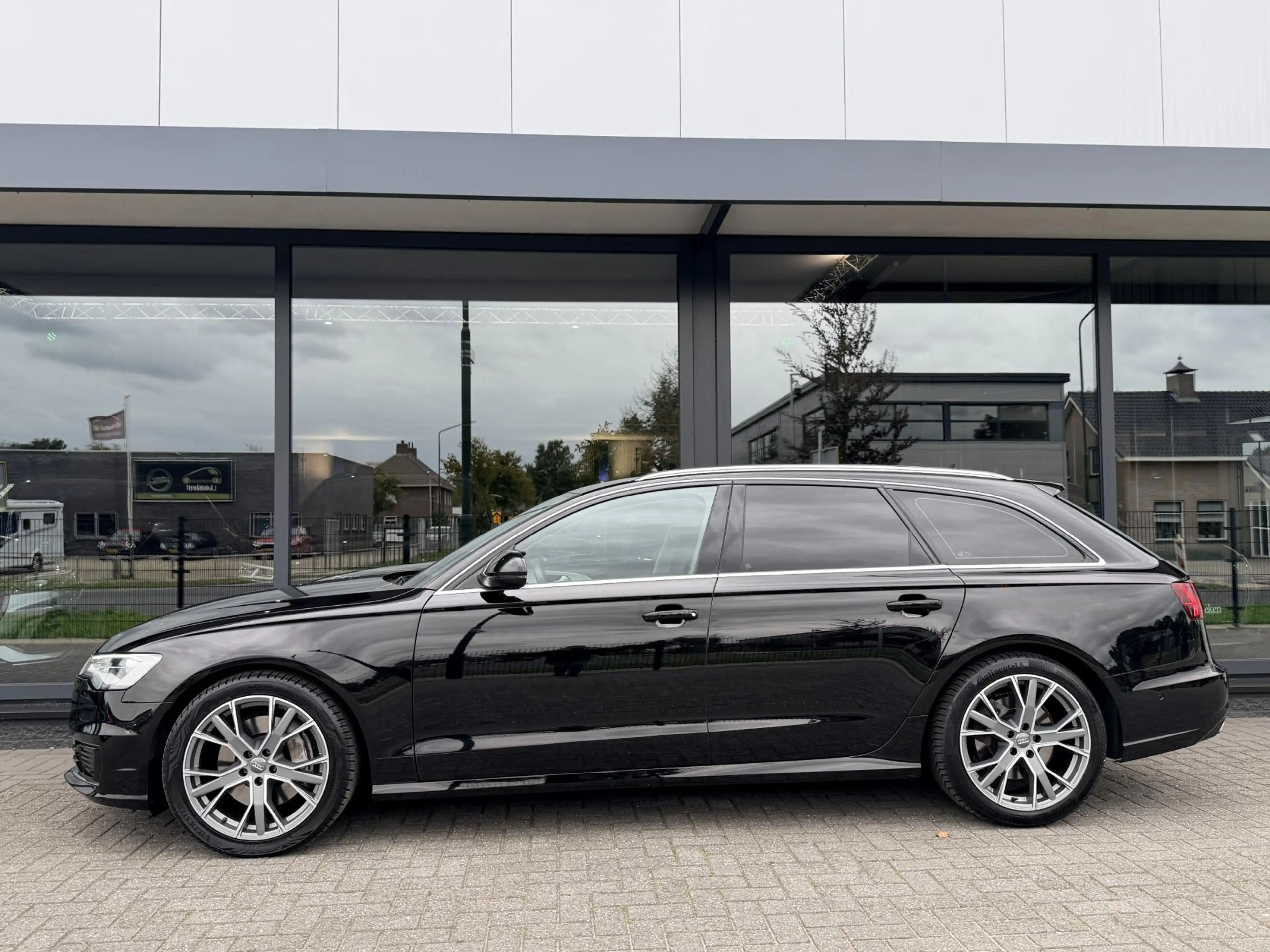 Audi A6 Avant 2.0 TFSI 252pk Facelift model / Nette auto — photo 3