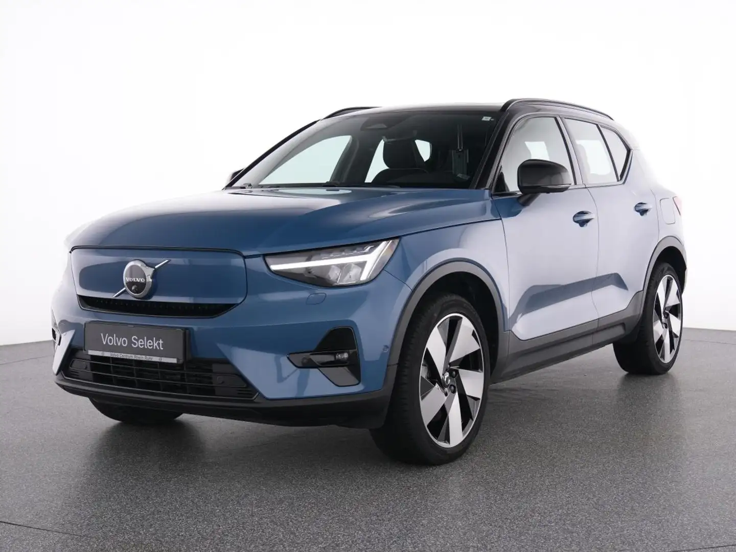 Volvo XC40 PURE ELECTRIC ULTIMATE AHK+LM 20"+MET+360°+ Blauw - 2