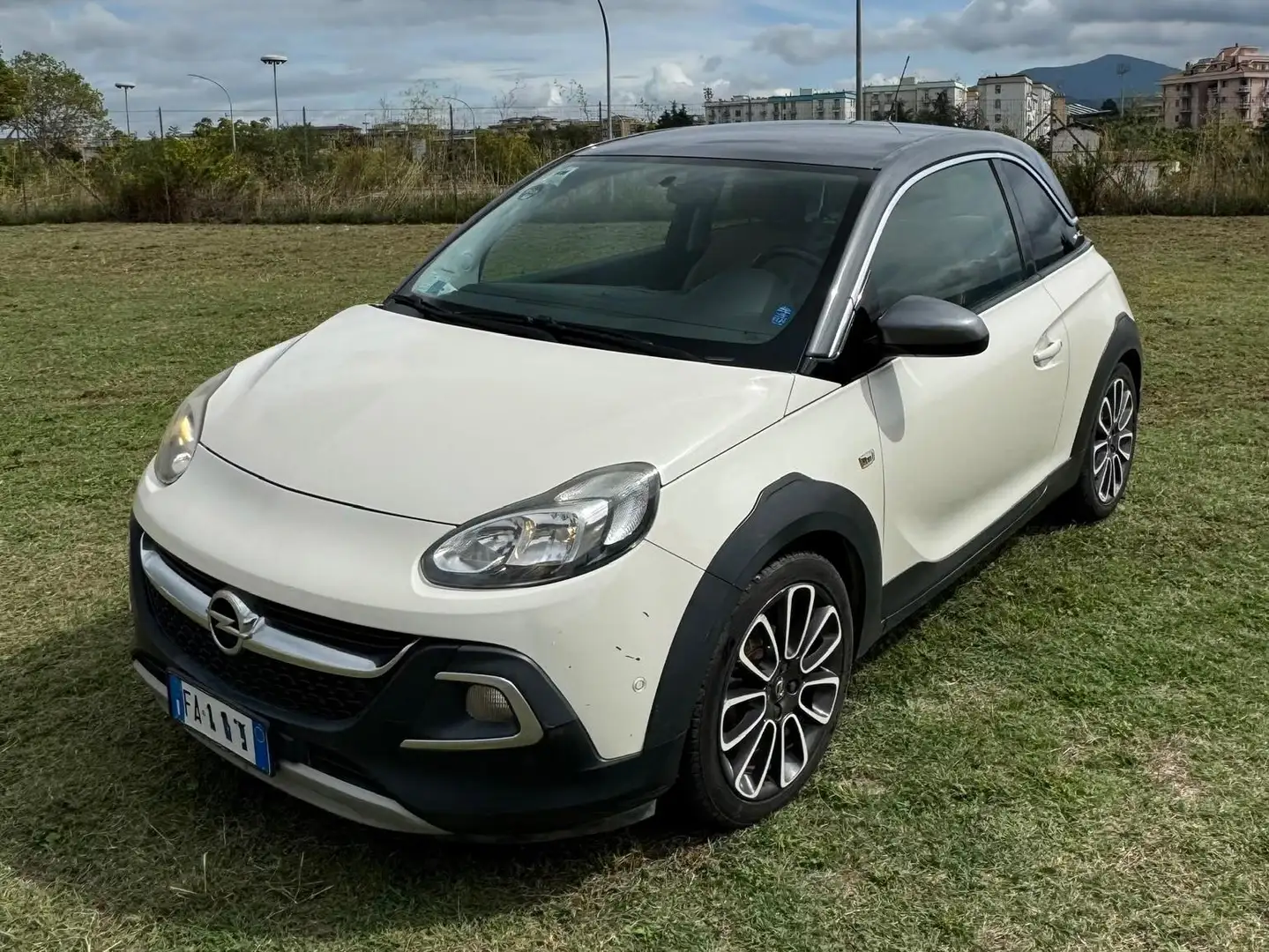Opel Adam Adam 1.2 Rocks s Bianco - 1